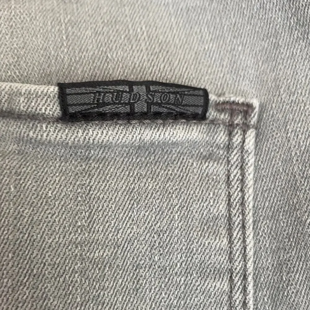 Hudson Jeans inseam 25”